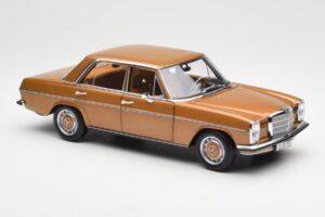Mercedes 200 W115 Bycane Златен Дилърско Издание Norev 1:18 B66040665 Метал — снимка 6 от 8