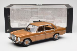 Mercedes 200 W115 Bycane Златен Дилърско Издание Norev 1:18 B66040665 Метал — снимка 8 от 8