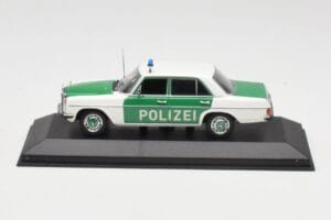 Mercedes 200 W115 Полиция Minichamps 1:43 400034090 Метал
