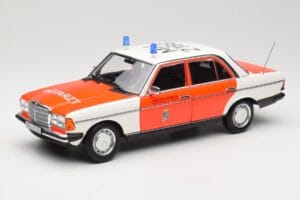 Mercedes 200 W123 Линейка Бял Norev 1:18 183834 Метал