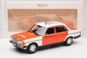 Mercedes 200 W123 Линейка Бял Norev 1:18 183834 Метал — снимка 8 от 8