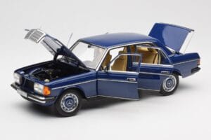 Mercedes 200 W123 Surf Син Norev 1:18 183710 Метал — снимка 2 от 8