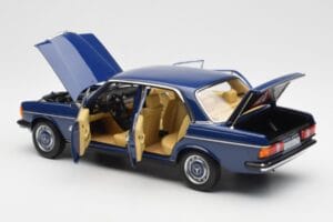 Mercedes 200 W123 Surf Син Norev 1:18 183710 Метал — снимка 5 от 8