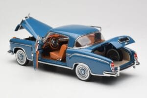 Mercedes 220 SE W128 Син Sun Star 1:18 3561 Метал — снимка 5 от 8