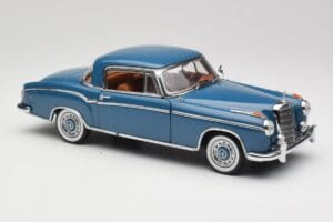 Mercedes 220 SE W128 Син Sun Star 1:18 3561 Метал — снимка 6 от 8