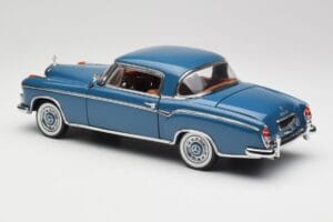 Mercedes 220 SE W128 Син Sun Star 1:18 3561 Метал — снимка 7 от 8