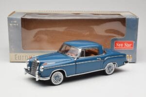 Mercedes 220 SE W128 Син Sun Star 1:18 3561 Метал — снимка 8 от 8