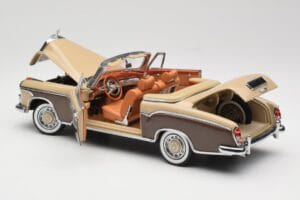 Mercedes 220 SE W128 Кабриолет Бронзово Червен Sun Star 1:18 3572 Метал — снимка 5 от 8