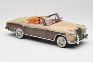 Mercedes 220 SE W128 Кабриолет Бронзово Червен Sun Star 1:18 3572 Метал — снимка 6 от 8