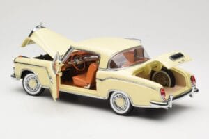 Mercedes 220 SE W128 Coupe Бежов Sun Star 1:18 3562 Метал — снимка 5 от 8