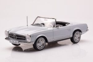 Mercedes 230 SL W113 Pagoda Сив Norev 1:18 183990 Метал