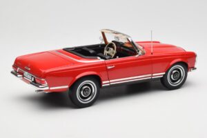 Mercedes 230 SL W113 Pagoda Червен Norev 1:18 B660640596 Метал — снимка 3 от 8
