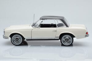 Mercedes 230 SL W113 Pagoda Бял Ограничено Издание Norev 1:18 183768 Метал — снимка 5 от 9