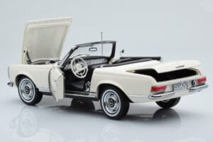 Mercedes 230 SL W113 Pagoda Бял Ограничено Издание Norev 1:18 183768 Метал — снимка 6 от 9