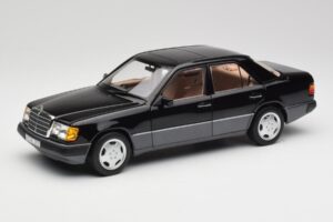 Mercedes 230E W124 AMG Wheels Черен Лимитирана Серия Norev 1:18 183950 Метал