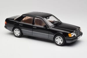 Mercedes 230E W124 AMG Wheels Черен Лимитирана Серия Norev 1:18 183950 Метал — снимка 6 от 12
