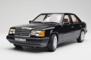 Mercedes 230E W124 AMG Wheels Черен Лимитирана Серия Norev 1:18 183950 Метал — снимка 9 от 12