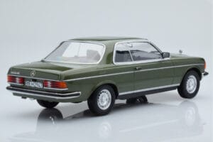 Mercedes 280 CE W123 Coupe Зелен Norev 1:18 183704 Метал — снимка 2 от 6