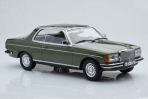 Mercedes 280 CE W123 Coupe Зелен Norev 1:18 183704 Метал — снимка 4 от 6