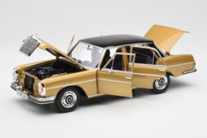 Mercedes 280 SE W108 Бежов Дилърско Издание Norev 1:18 B66040680 Метал — снимка 2 от 8