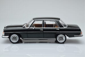 Mercedes 280 SE W108 Зелен Norev 1:18 183935 Метал — снимка 4 от 8
