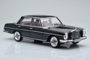 Mercedes 280 SE W108 Зелен Norev 1:18 183935 Метал — снимка 6 от 8