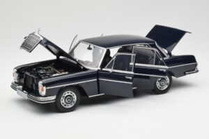 Mercedes 280 SE W108 Midnight Син Norev 1:18 B66040597 Метал — снимка 2 от 8