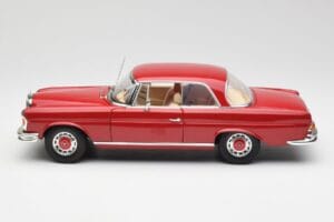 Mercedes 280 SE W108 Червен Norev 1:18 193527 Метал — снимка 4 от 8