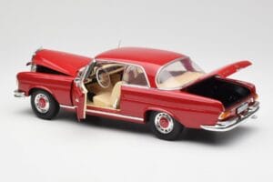 Mercedes 280 SE W108 Червен Norev 1:18 193527 Метал — снимка 5 от 8