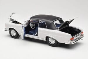 Mercedes 280 SE W111 Кабриолет Светлосив Norev 1:18 183530 Метал — снимка 5 от 8