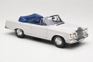 Mercedes 280 SE W111 Кабриолет Светлосив Norev 1:18 183530 Метал — снимка 6 от 8