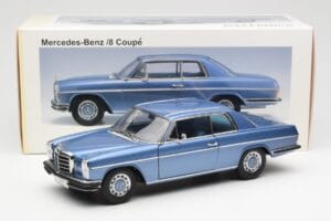 Mercedes 280C/8 W114 Coupe Син Metallic AUTOart 1:18 76187 Метал — снимка 8 от 8