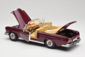 Mercedes 280SE W108 Bordeaux Червен Maisto 1:18 31811 Метал — снимка 5 от 8