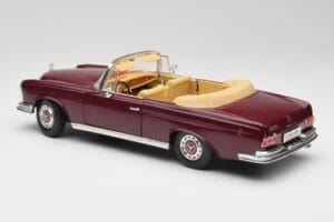 Mercedes 280SE W108 Bordeaux Червен Maisto 1:18 31811 Метал — снимка 7 от 8