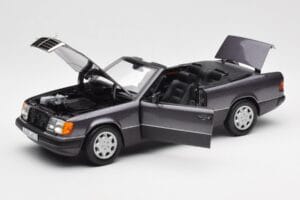 Mercedes 300 CE-24 W124 Кабриолет Лилав Metallic Norev 1:18 183567 Метал — снимка 2 от 10