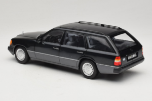 Mercedes 300 D W124 Комби Черен Norev 1:18 183960 Метал — снимка 7 от 8