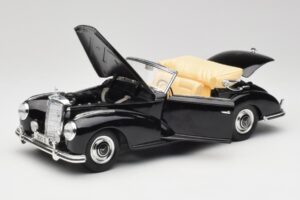 Mercedes 300 S W188 Кабриолет Черен Tchibo 1:18 36782 Метал — снимка 2 от 8