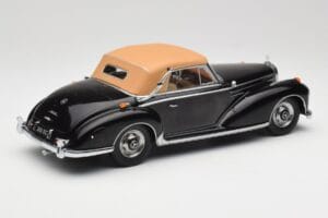 Mercedes 300 SC W188 Кабриолет Softtop Черен KK-Scale 1:18 KKDC180943 Метал — снимка 2 от 6
