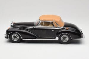 Mercedes 300 SC W188 Кабриолет Softtop Черен KK-Scale 1:18 KKDC180943 Метал — снимка 3 от 6
