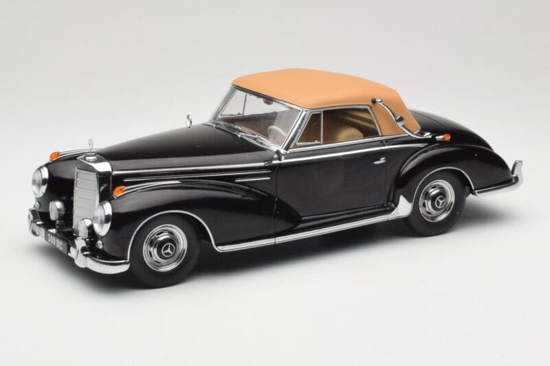 Mercedes 300 SC W188 Кабриолет Softtop Черен KK-Scale 1:18 KKDC180943 Метал