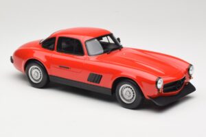 Mercedes 300 SL AMG Червен Otto 1:18 OT311 Смола — снимка 4 от 6