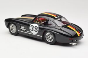 Mercedes 300 SL #38 1954 Bburago 1:18 3015-M1 Метал — снимка 7 от 8