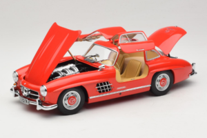 Mercedes 300 SL Gullwing Червен Minichamps 1:18 180039001 Метал — снимка 2 от 8