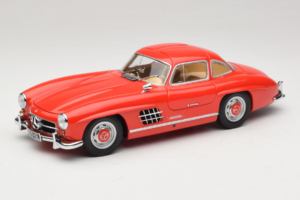 Mercedes 300 SL Gullwing Червен Minichamps 1:18 180039001 Метал