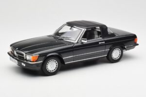 Mercedes 300 SL R107 Черен Pearl Дилърско Издание Norev 1:18 B66040678 Метал — снимка 3 от 10