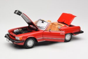 Mercedes 300 SL R107 Червен Norev 1:18 B66040623 Метал — снимка 2 от 8