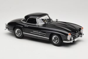 Mercedes 300 SL W198 Roadster With Hardtop Черен Minichamps 1:18 180039040 Метал — снимка 6 от 8