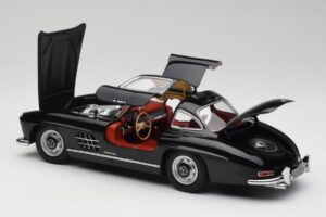 Mercedes 300 SL W198 Черен Minichamps 1:18 180039004 Метал — снимка 5 от 8