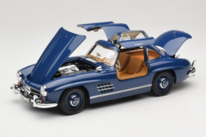 Mercedes 300 SL W198 Син Norev 1:18 183852 Метал — снимка 2 от 8
