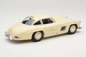 Mercedes 300 SL W198 Кремав Minichamps 1:18 110037212 Метал — снимка 3 от 8